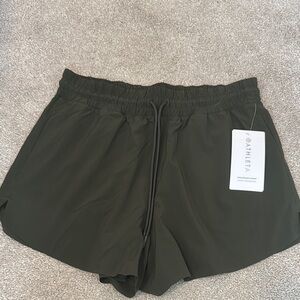 NWT Athleta Green Crossroads short